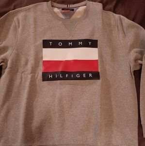 Authentic Tommy Hilfiger Crewneck